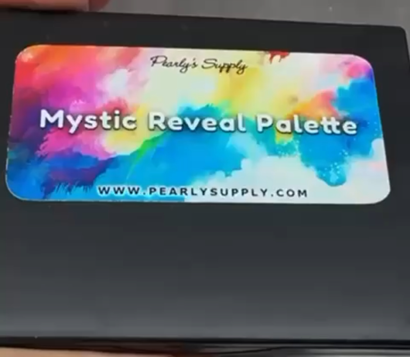 Mystic Reveal Palette – 6 White Enamels That Transform into Metallic Colors!