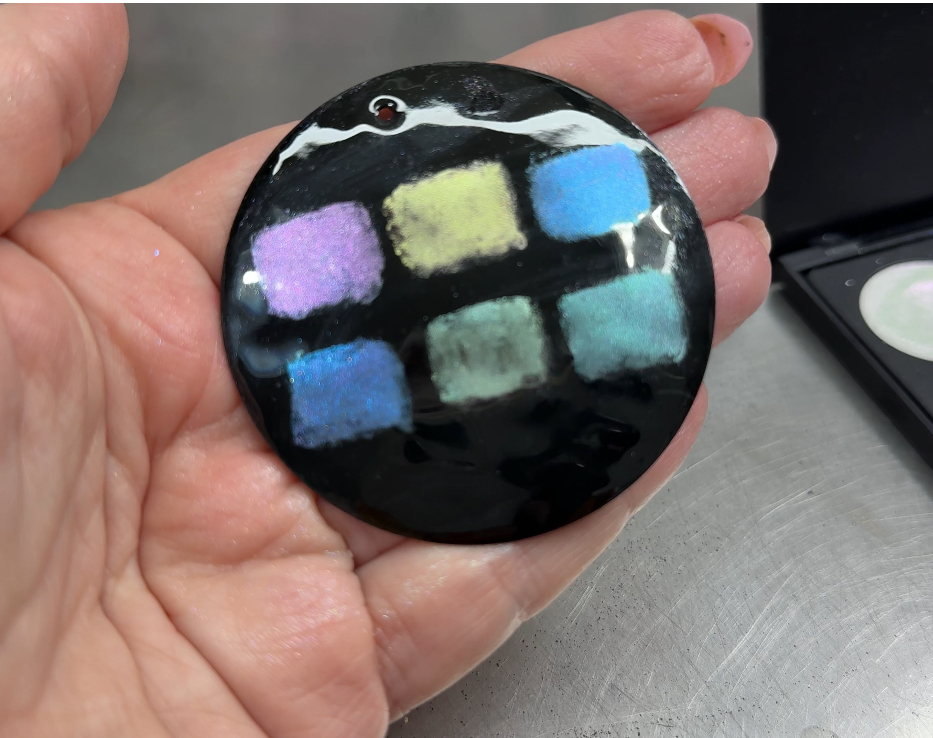 Mystic Reveal Palette – 6 White Enamels That Transform into Metallic Colors! - Image 3